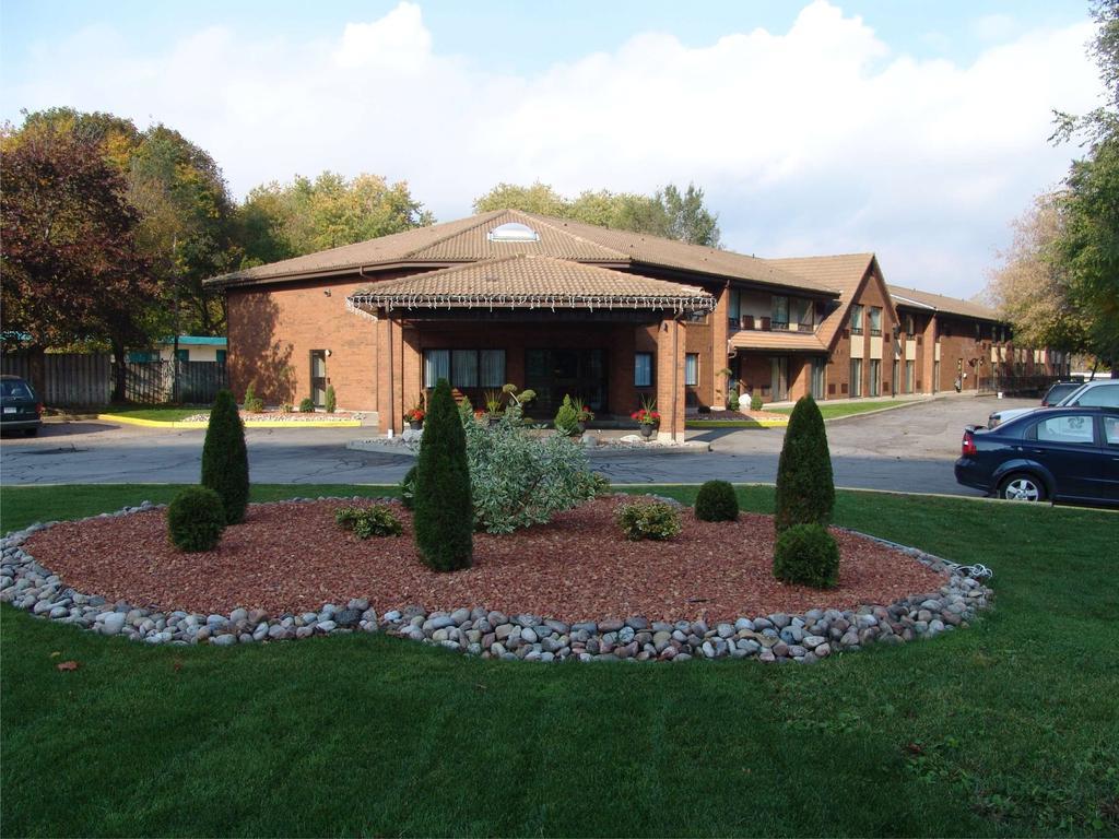 Comfort Inn East Scarborough Toronto Buitenkant foto