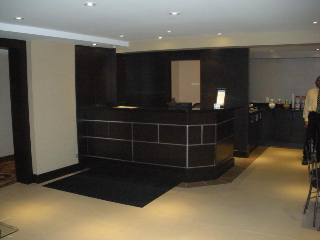 Comfort Inn East Scarborough Toronto Buitenkant foto