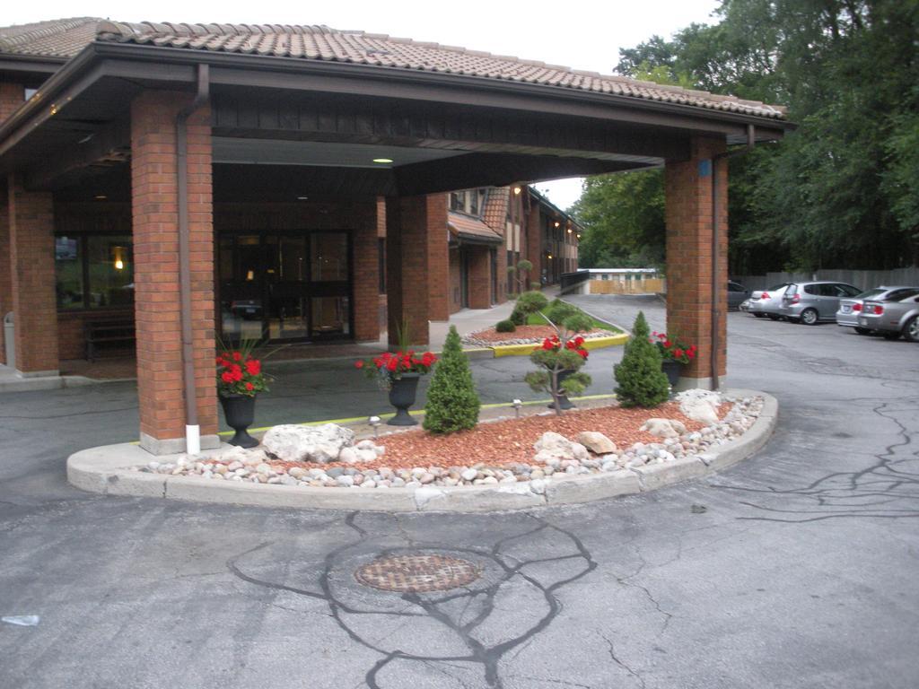 Comfort Inn East Scarborough Toronto Buitenkant foto