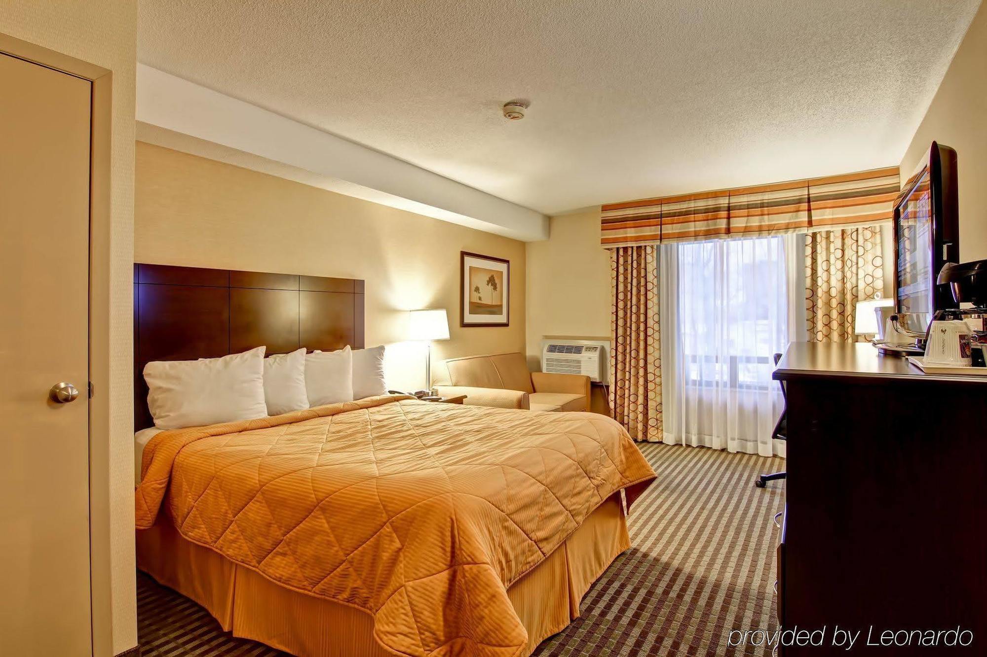 Comfort Inn East Scarborough Toronto Buitenkant foto