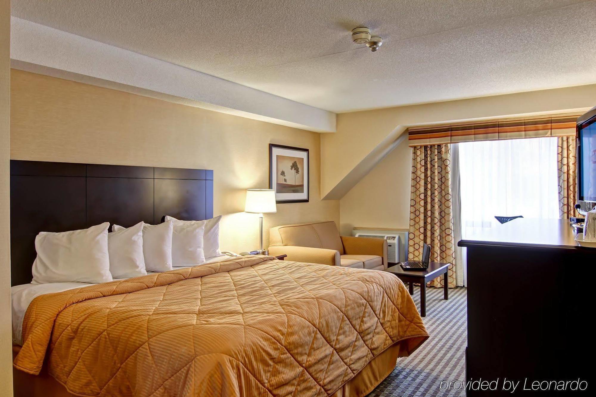 Comfort Inn East Scarborough Toronto Buitenkant foto